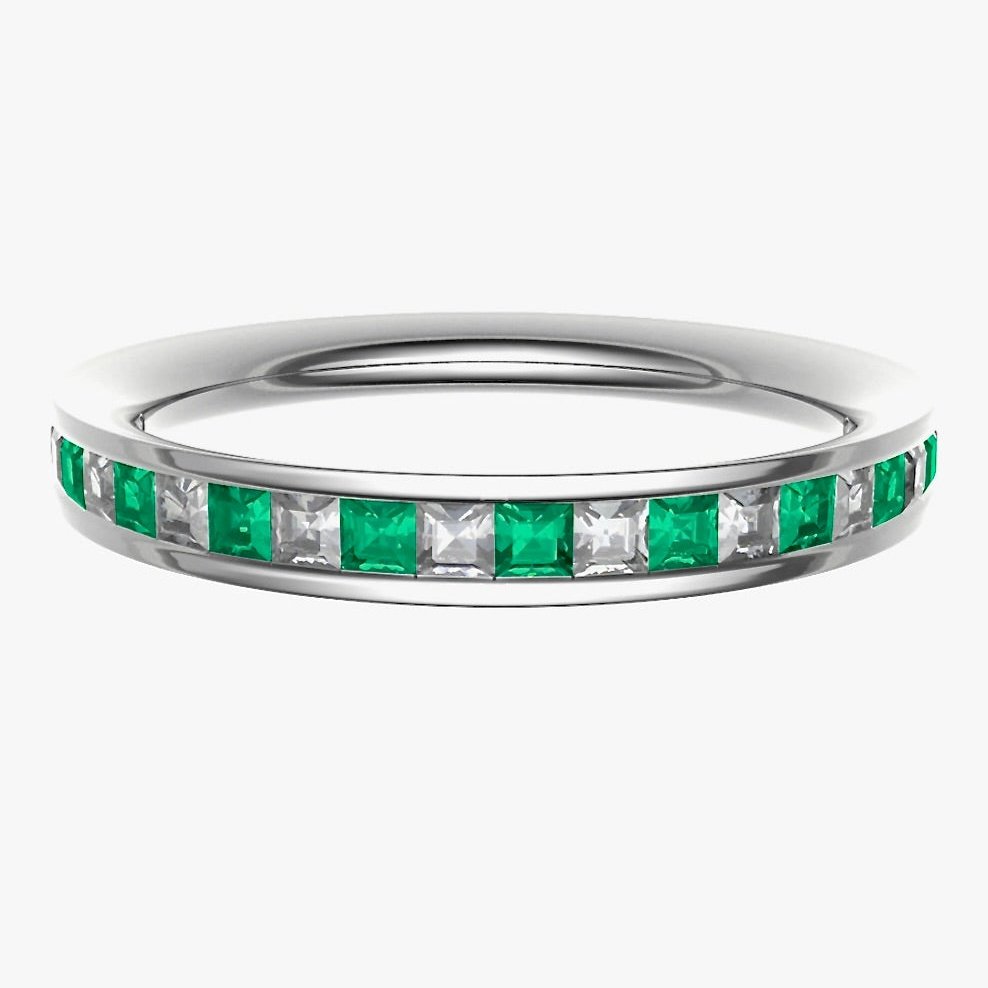 18ct White Gold Princess Cut Diamond & Emerald Half Eternity Ring 0.25ct -BARRETT JEWELLERY